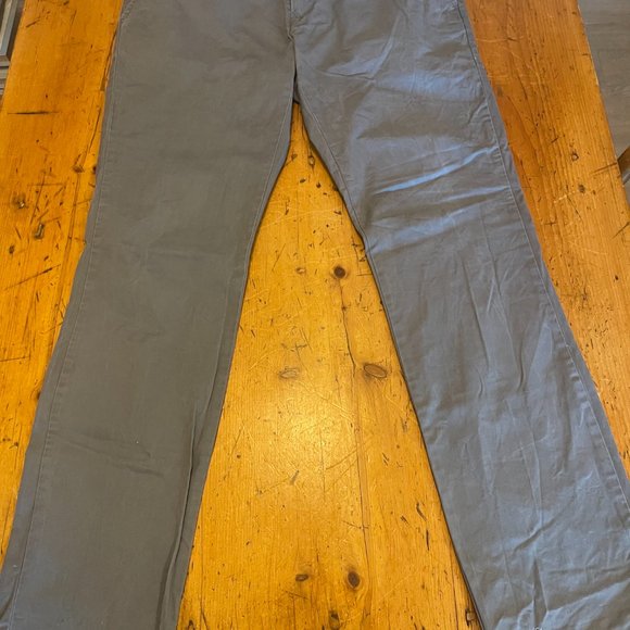 Tommy Hilfiger Slim Fit Chinos Size 34 - Picture 3 of 4